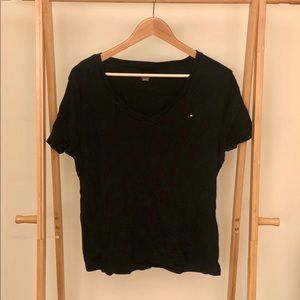 Tommy Hilfiger simple shirt, embroidered logo